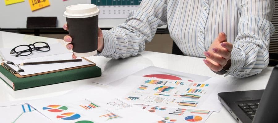 lean project management software, lean project management examples, lean project management vs Agile, lean project management principles, lean project management methodology 