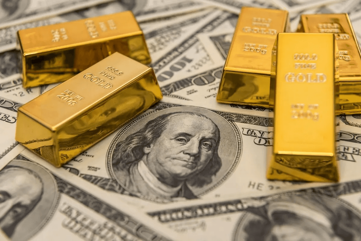 Gold Standard (19th Century) National currencies were pegged to gold, ensuring stability in exchange rates. This system dominated international trade until the 20th century but collapsed during the Great Depression and World Wars.