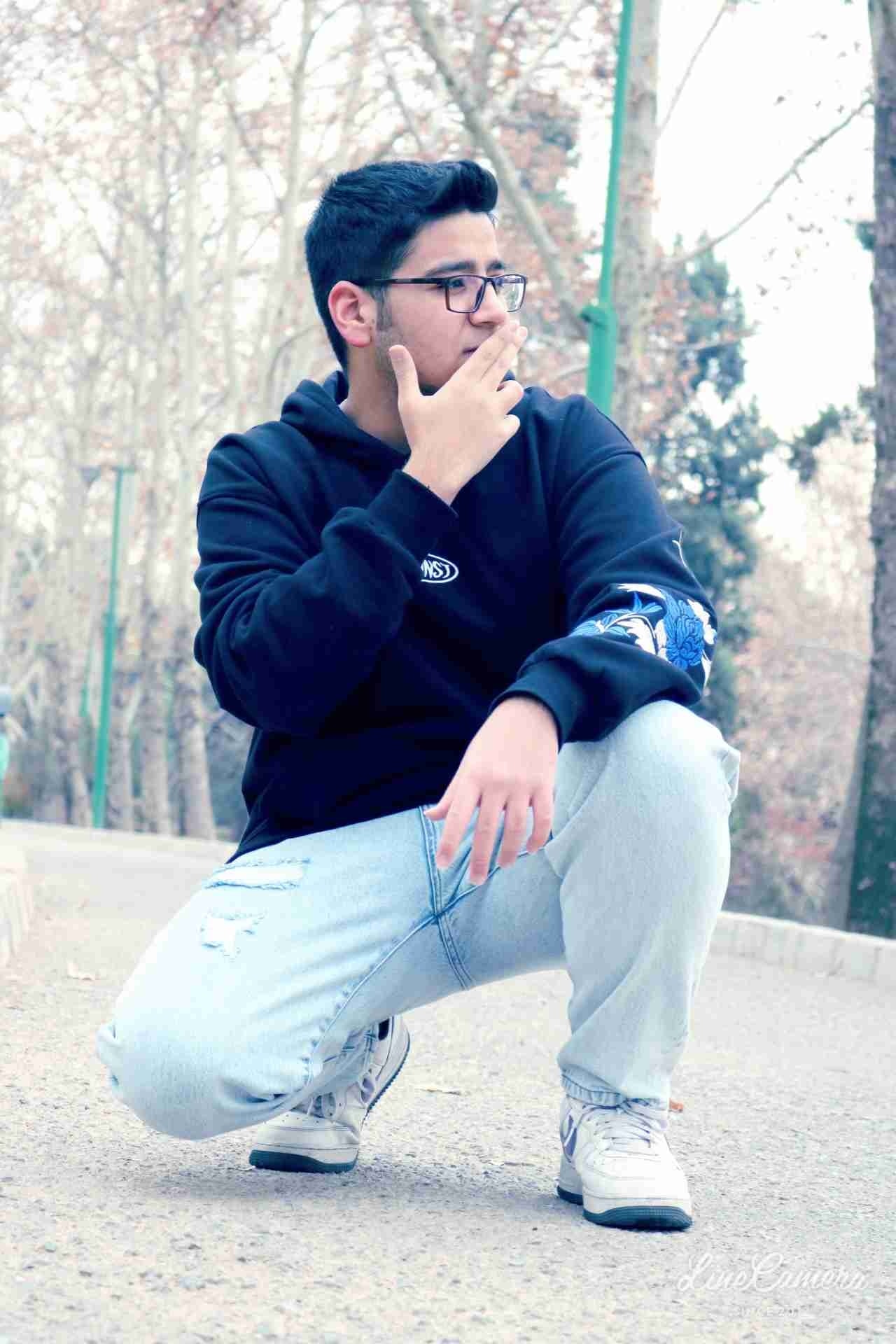 Hossein 🎩🍖🔵